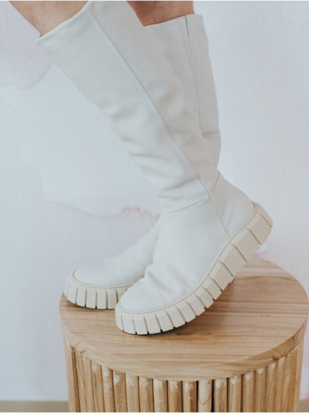 Hollis boots by Mjus
